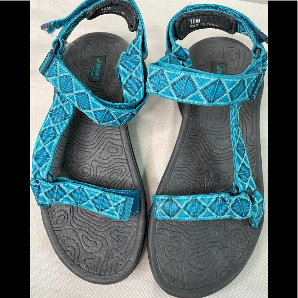 J Sport by Jambu Aztec style strap sandal 10M